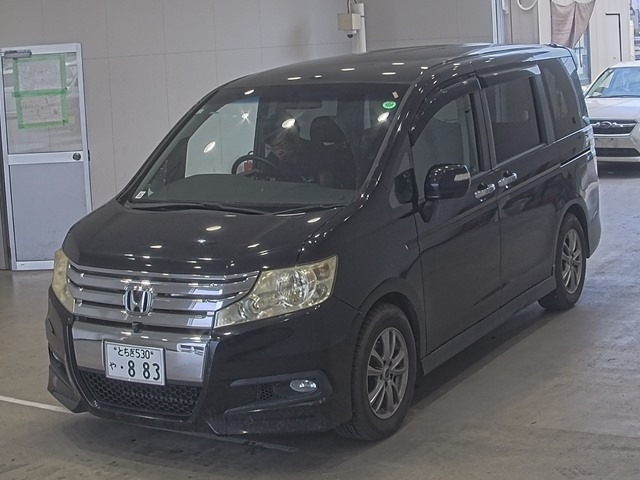HONDA STEP WAGON 2011