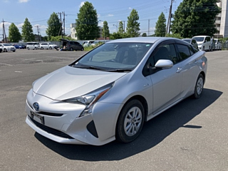 TOYOTA PRIUS 2018