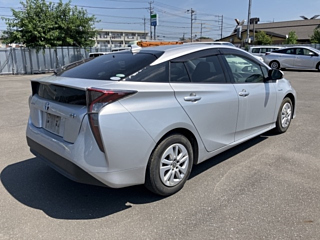 TOYOTA PRIUS 2018
