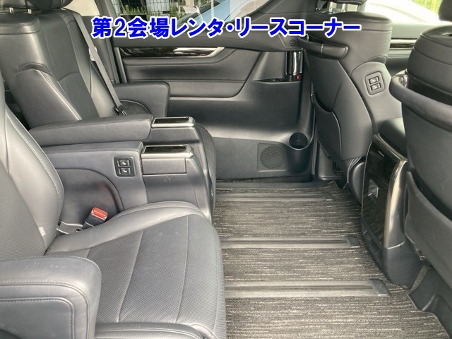 TOYOTA ALPHARD 2016