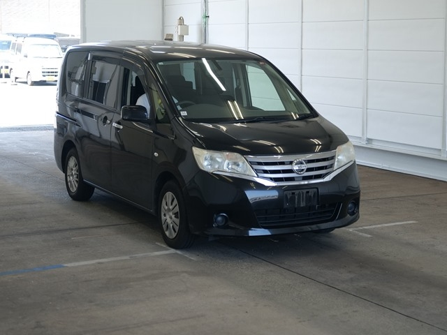NISSAN SERENA 2013