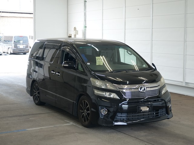 TOYOTA VELLFIRE 2010