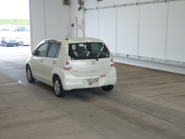 TOYOTA PASSO 2010