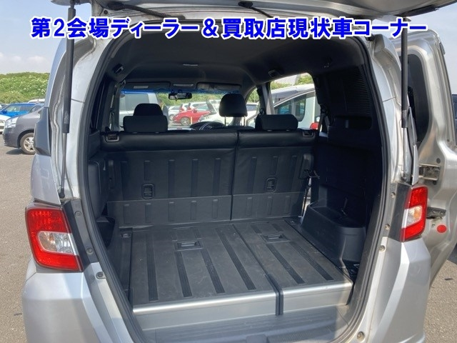 HONDA FREED 2010