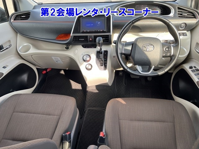 TOYOTA SIENTA 2018