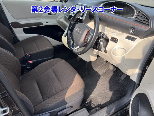 TOYOTA SIENTA 2018