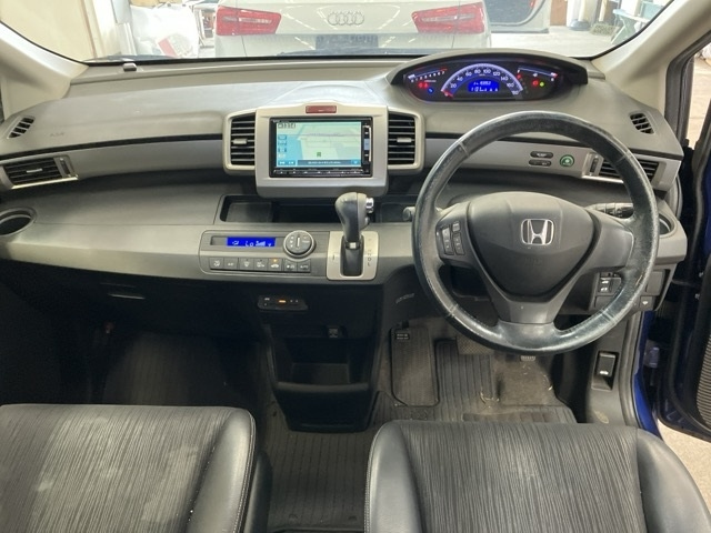 HONDA FREED 2014