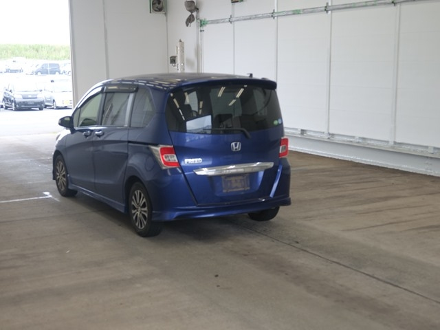 HONDA FREED 2014
