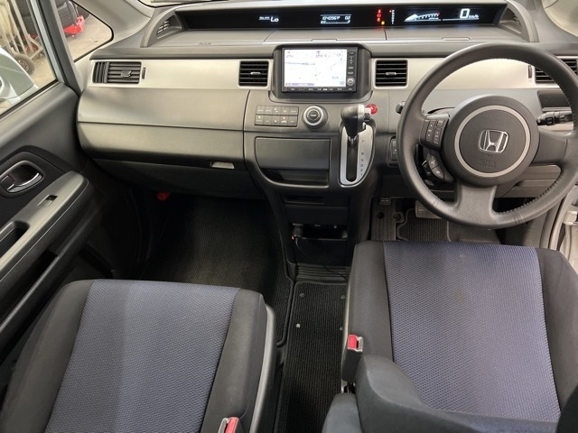 HONDA STEP WAGON 2009