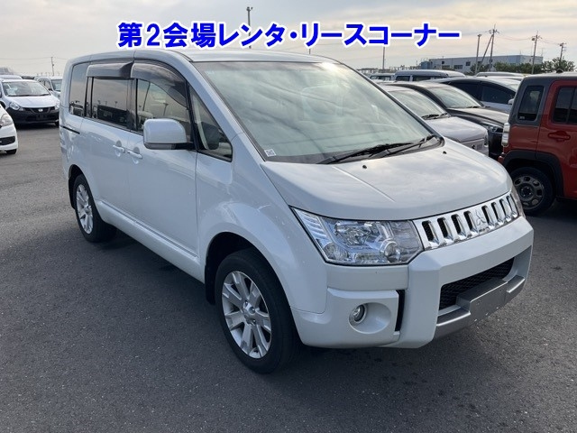 MITSUBISHI DELICA D5 2018