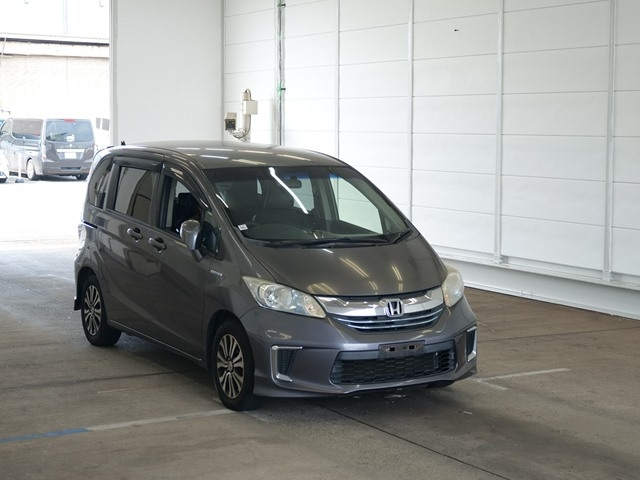 HONDA FREED 2014