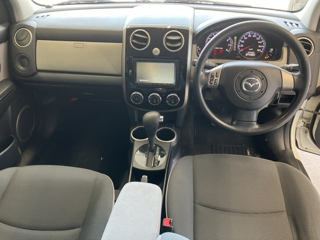 MAZDA VERISA 2008