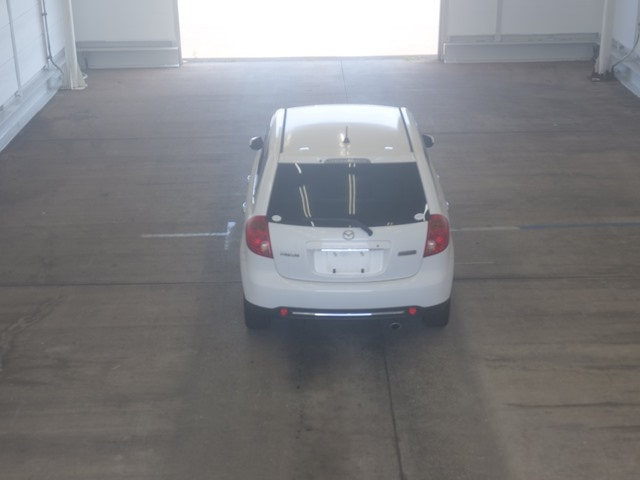 MAZDA VERISA 2008