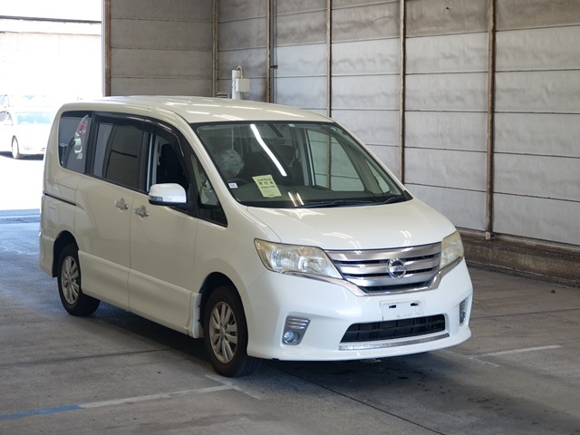 NISSAN SERENA 2012