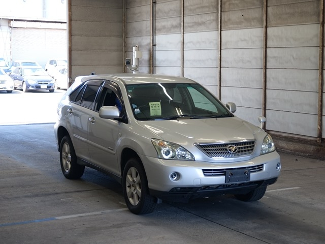 TOYOTA HARRIER 2011