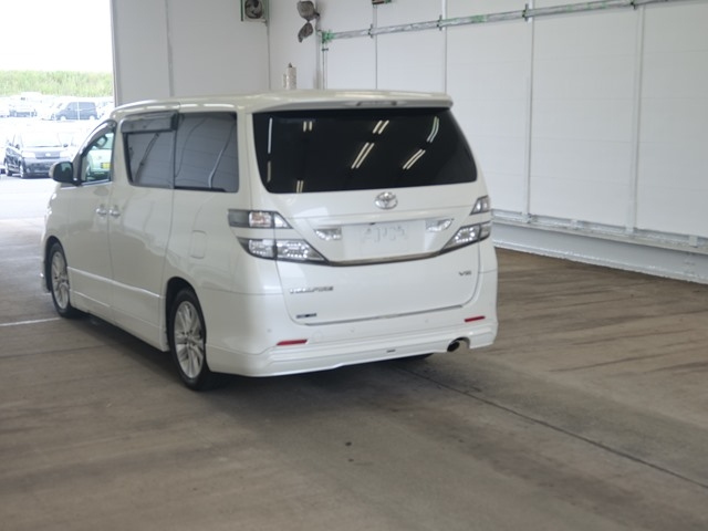 TOYOTA VELLFIRE 2008
