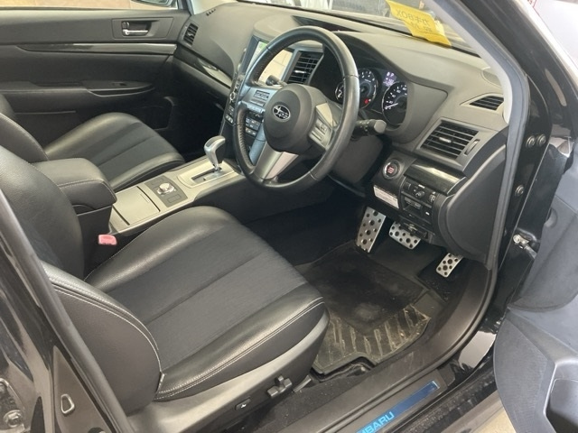 SUBARU LEGACY 2010