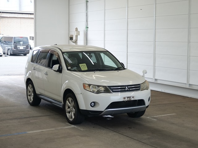 MITSUBISHI OUTLANDER 2010