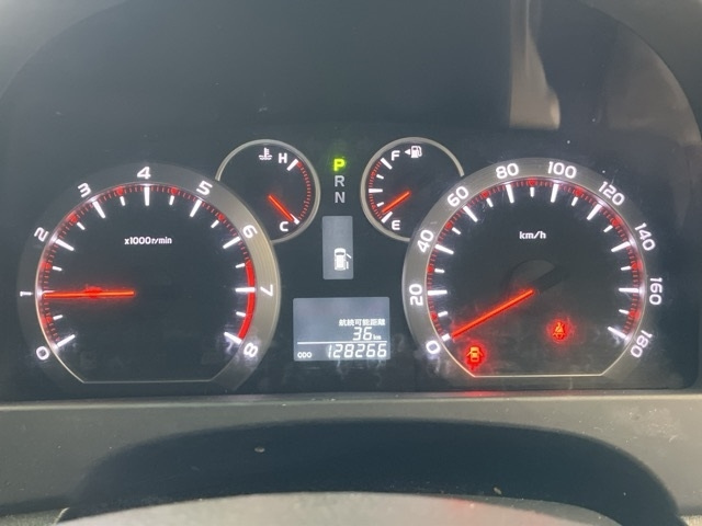 TOYOTA ALPHARD 2008