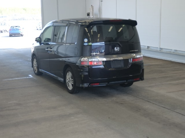 HONDA STEP WAGON 2009