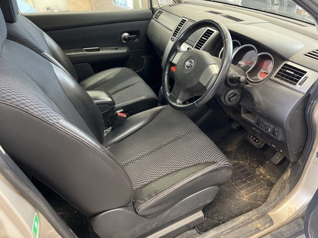 NISSAN TIIDA 2009