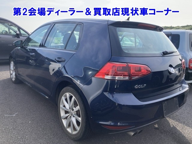 VOLKSWAGEN GOLF 2014