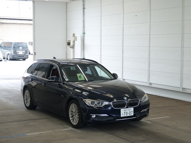 BMW 3 SERIES 2013