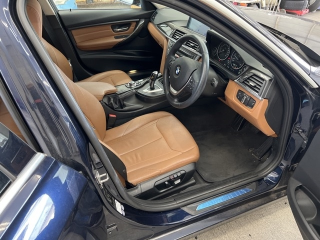 BMW 3 SERIES 2013