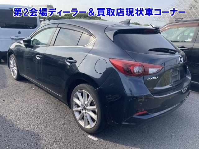 MAZDA AXELA 2017