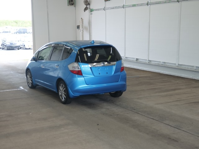 HONDA FIT 2010