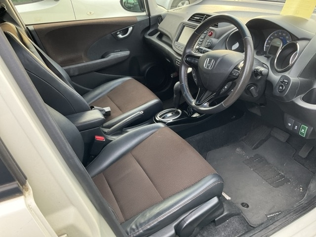 HONDA FIT SHUTTLE 2012