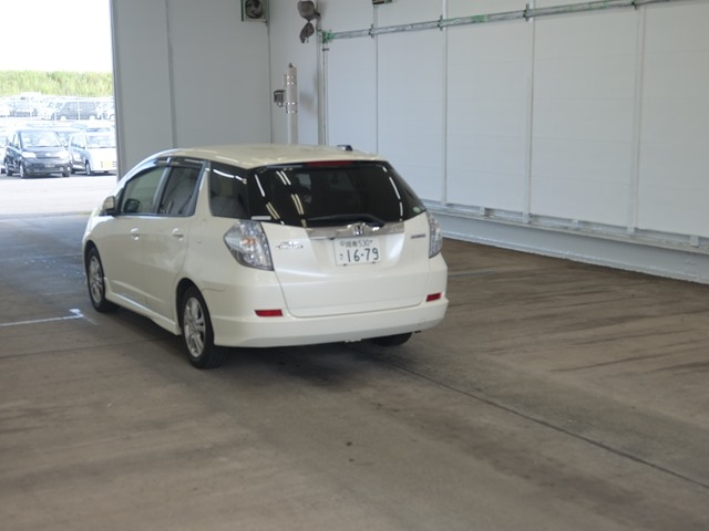 HONDA FIT SHUTTLE 2012