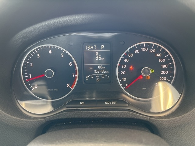 VOLKSWAGEN POLO 2013