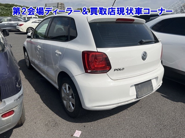 VOLKSWAGEN POLO 2010