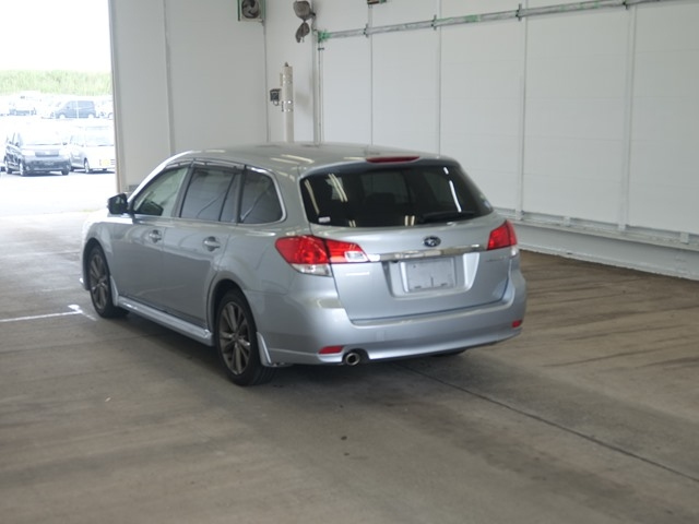 SUBARU LEGACY 2013
