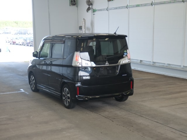 MITSUBISHI DELICA D2 2018