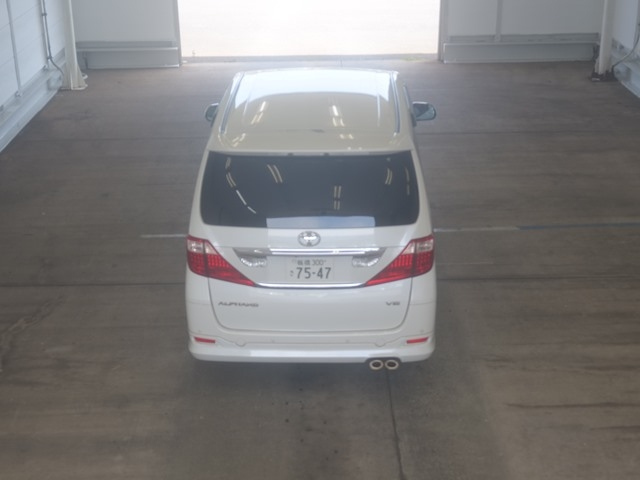 TOYOTA ALPHARD 2009