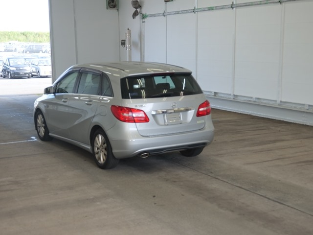 MERCEDES BENZ B CLASS 2012