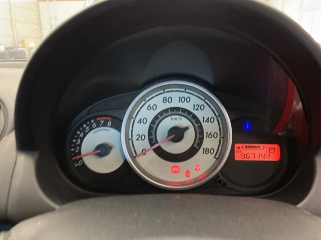 MAZDA DEMIO 2010