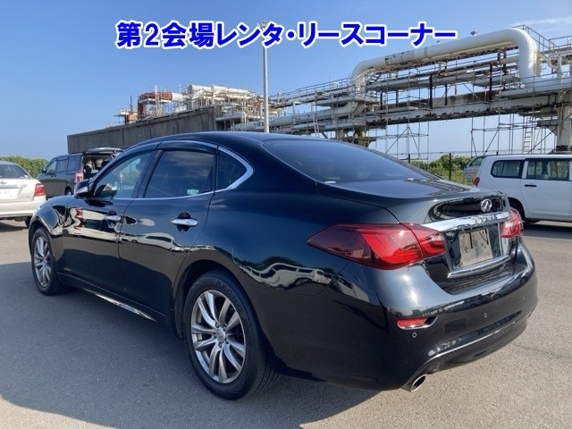 NISSAN FUGA 2016
