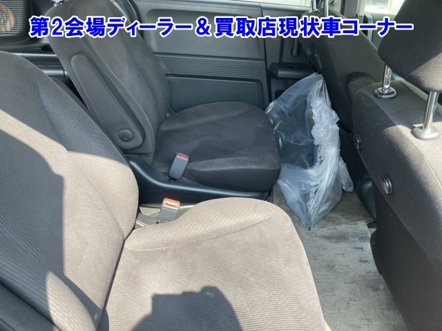 HONDA FREED 2012