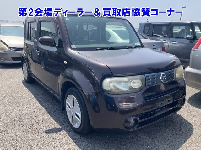NISSAN CUBE 2010