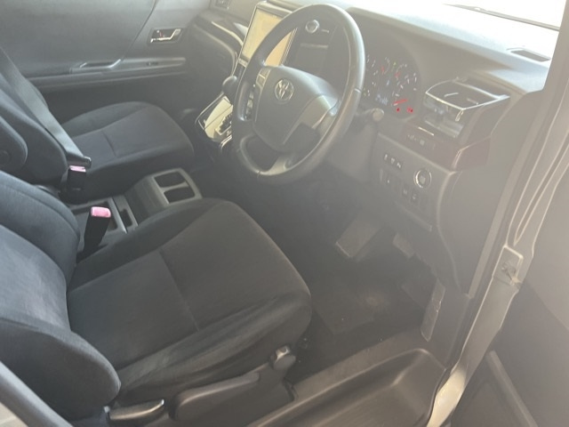 TOYOTA VELLFIRE 2014