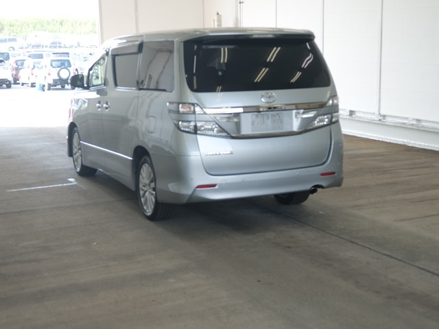 TOYOTA VELLFIRE 2014