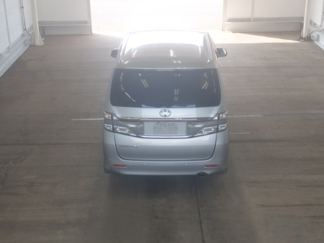 TOYOTA VELLFIRE 2014