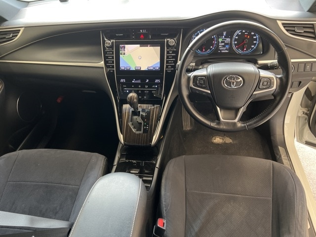TOYOTA HARRIER 2014