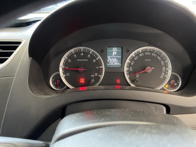 SUZUKI SWIFT 2012