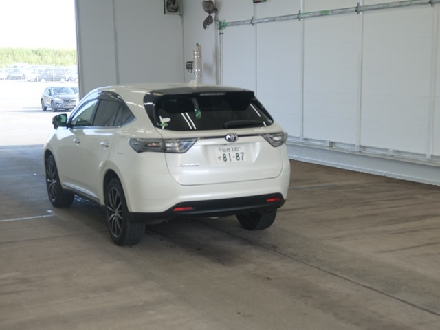 TOYOTA HARRIER 2014