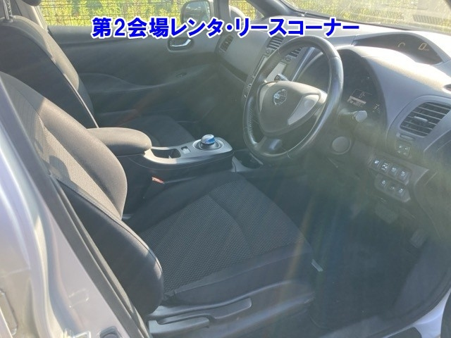 NISSAN LEAF 2015