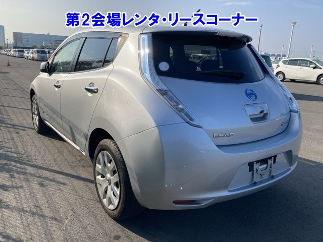NISSAN LEAF 2015
